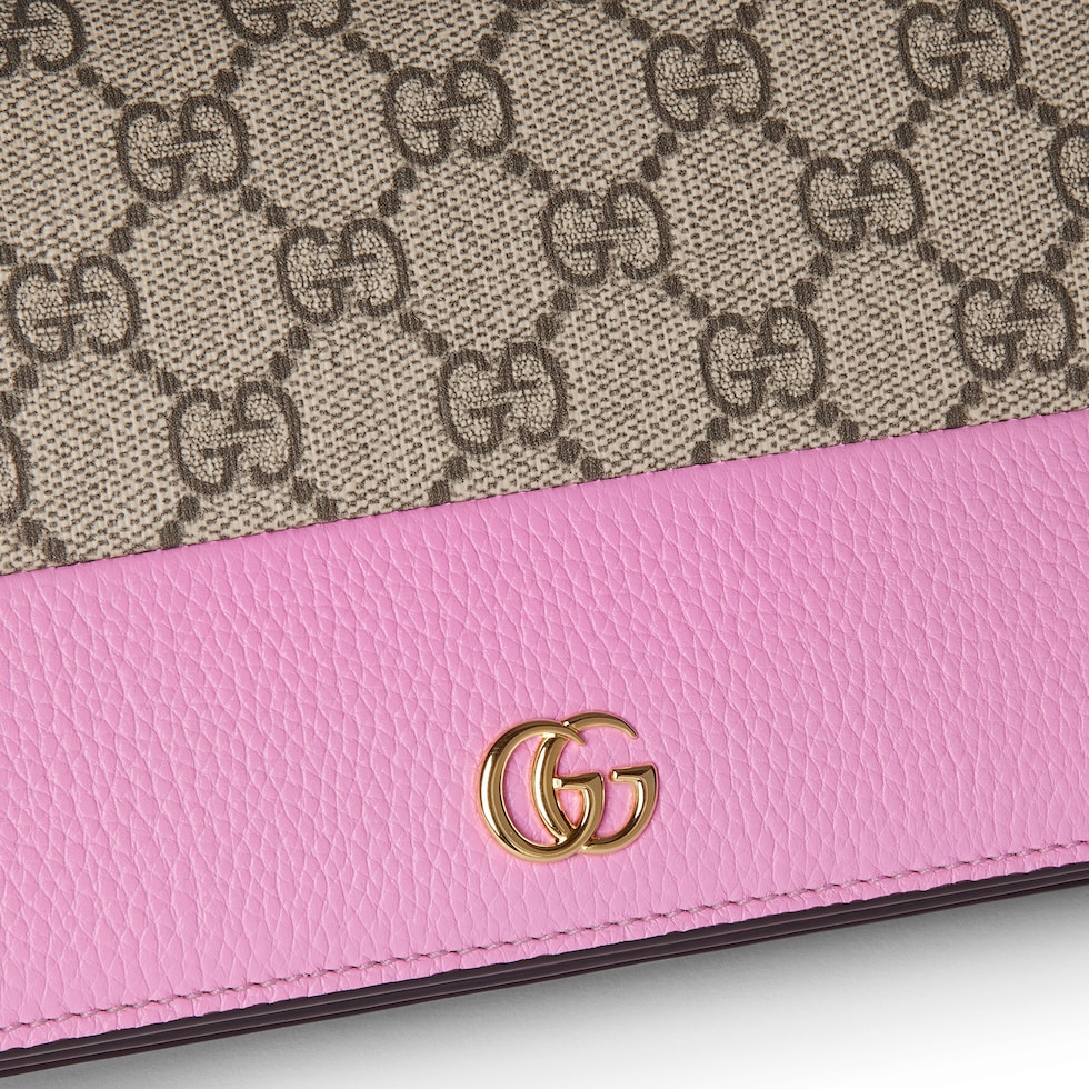 GG Marmont bi-color wallet on chain
