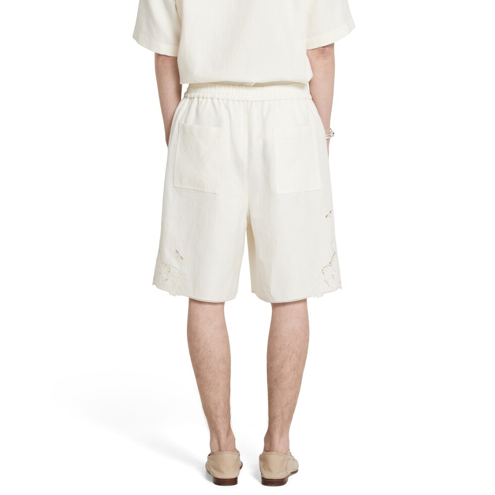 Linen shorts with embroidery