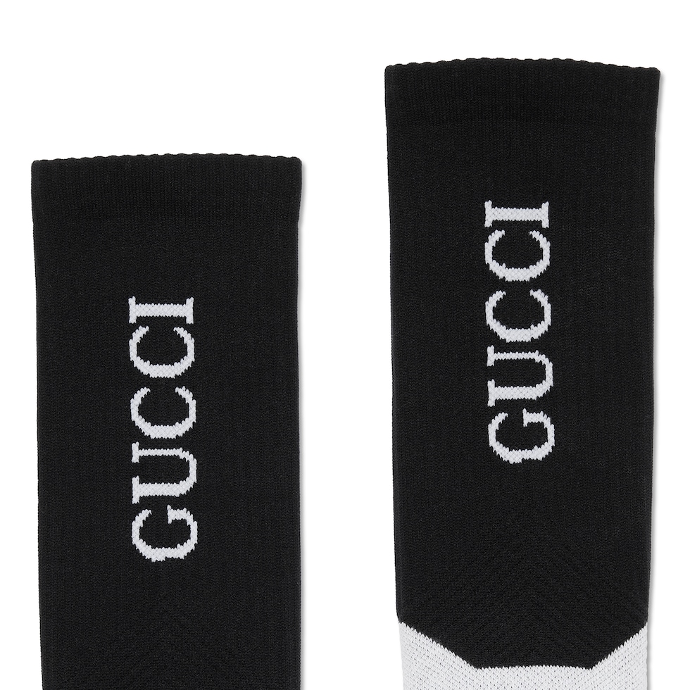 Cotton socks with embroidery