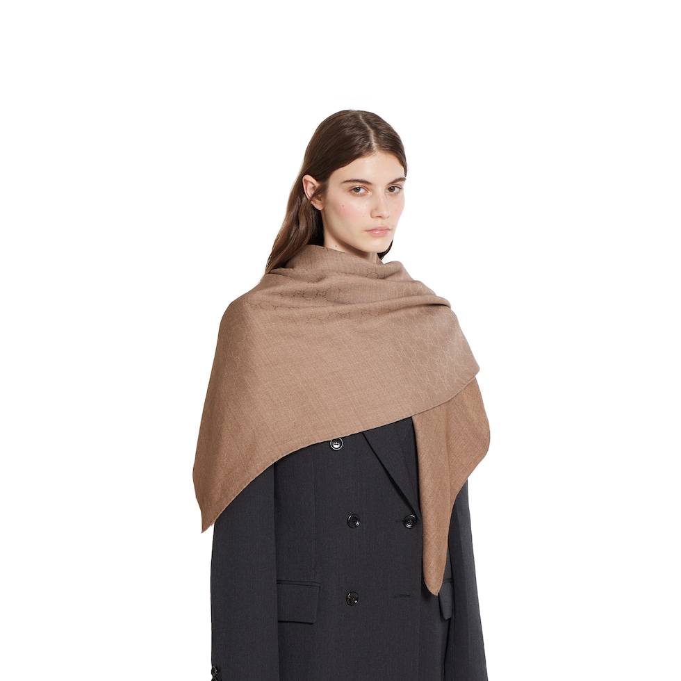 Scialle in lana e seta GG jacquard