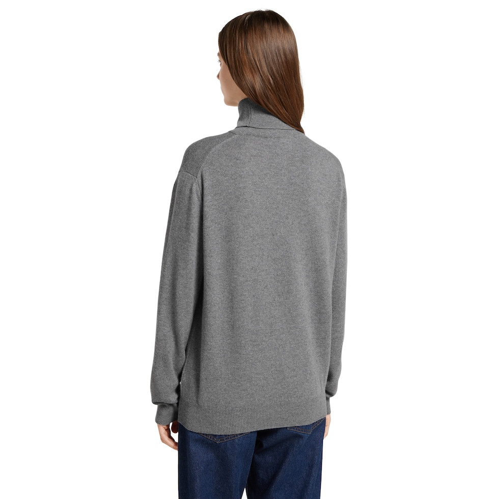 Cashmere turtleneck with intarsia