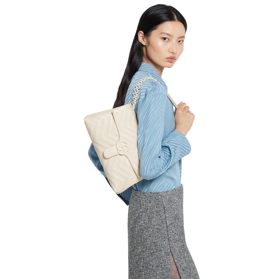 GG Marmont medium shoulder bag
