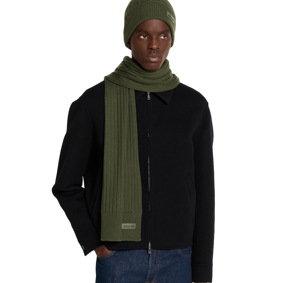 Knit wool scarf with logo