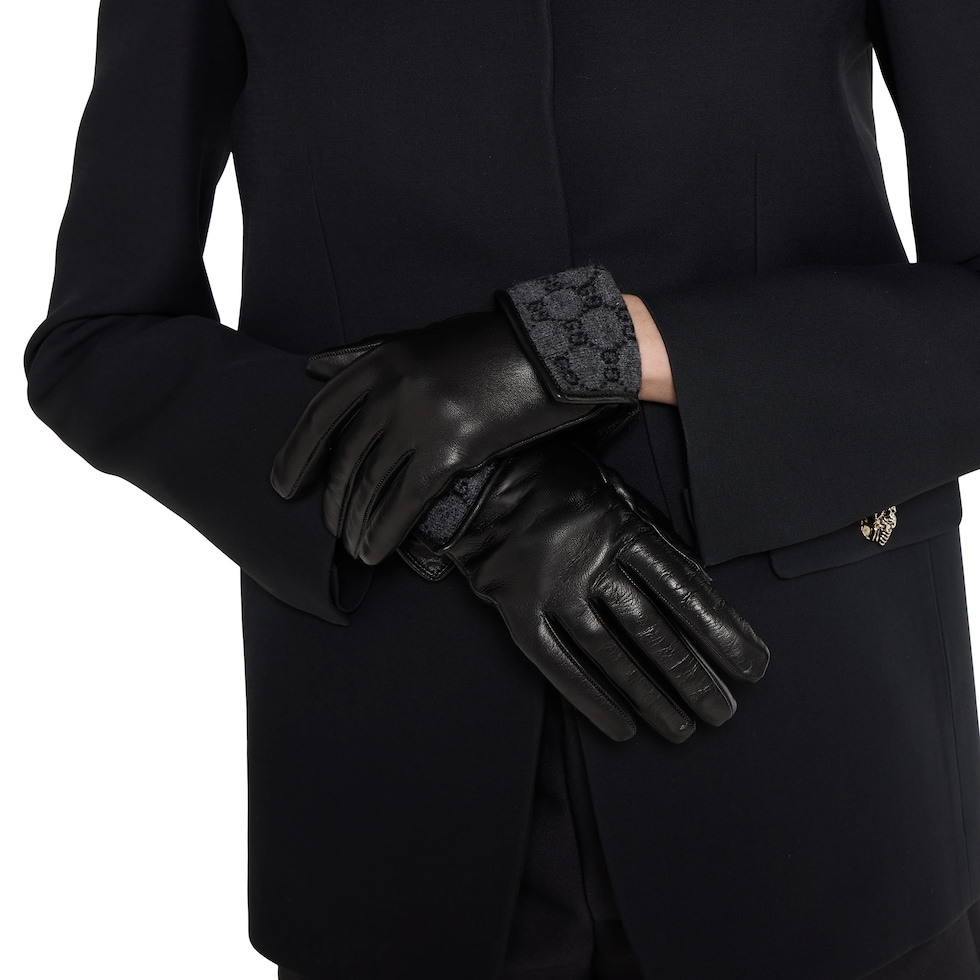 Leather gloves