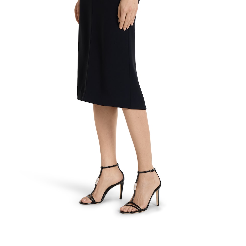 Women's sandal with bamboo