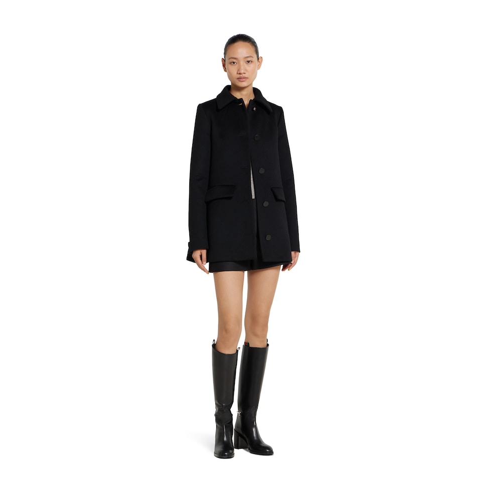 Wool coat with Horsebit buttons