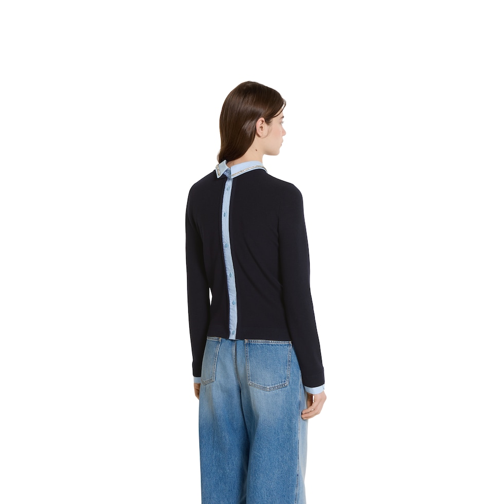 Wool sweater with embroidery