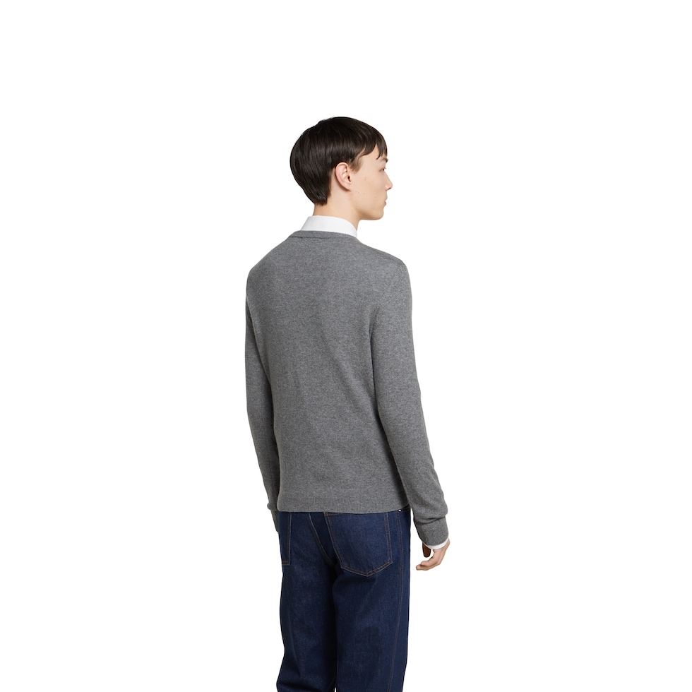 Fine cashmere sweater with intarsia