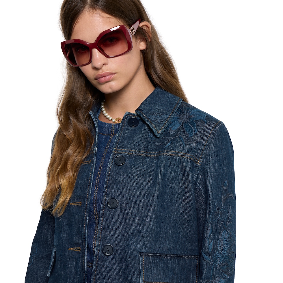 Denim jacket with embroidery