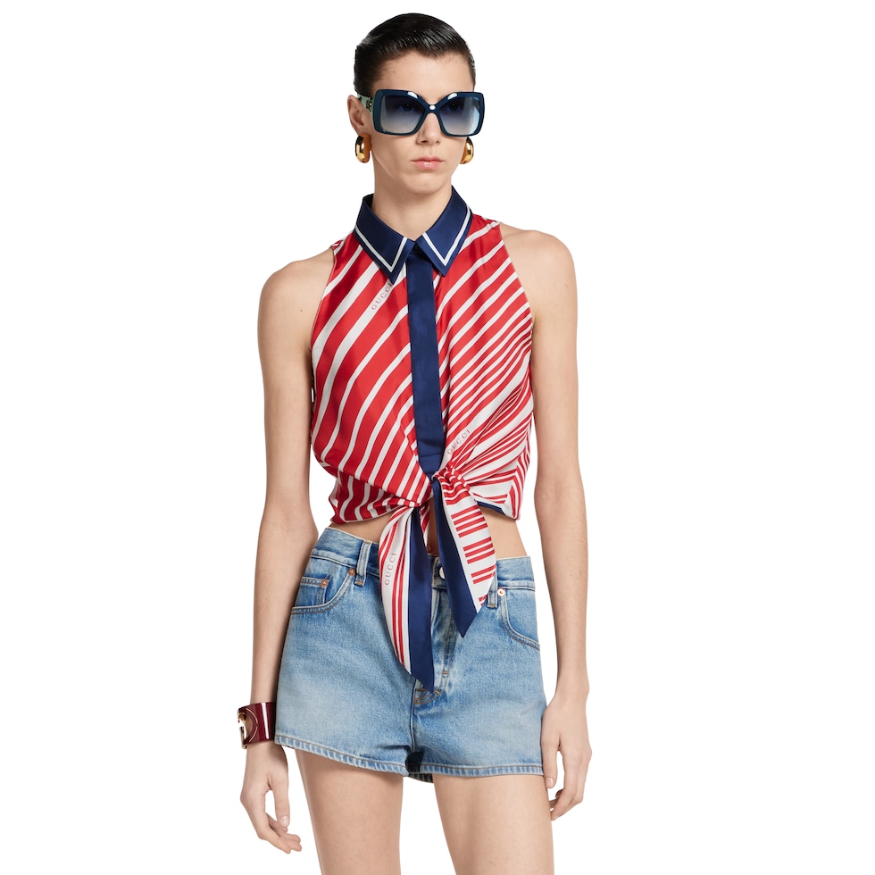 Silk twill printed knot hem top