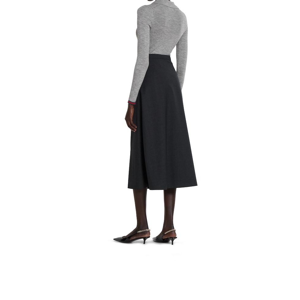 Wool skirt with embroidery