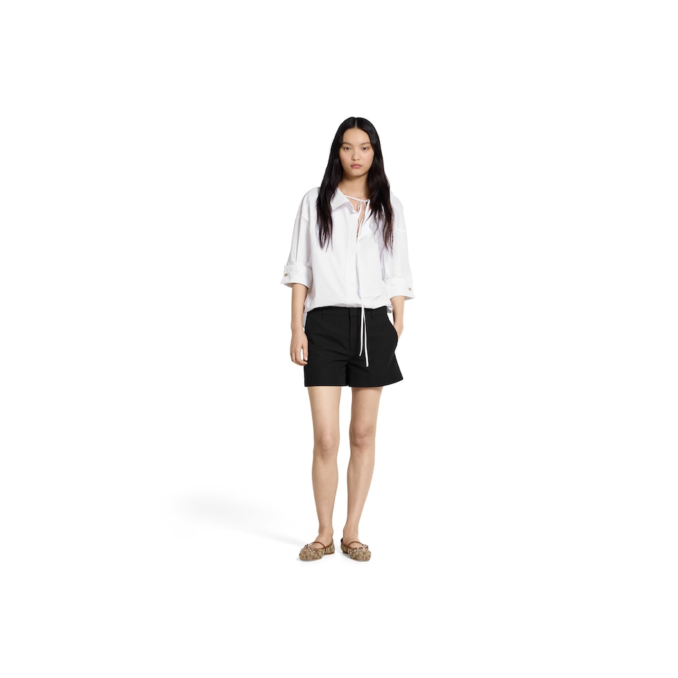 Short en toile de coton avec broderie