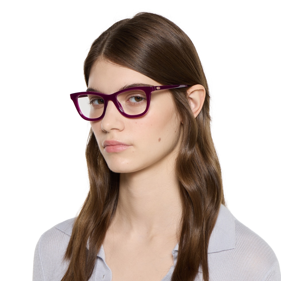 Cat eye optical frame
