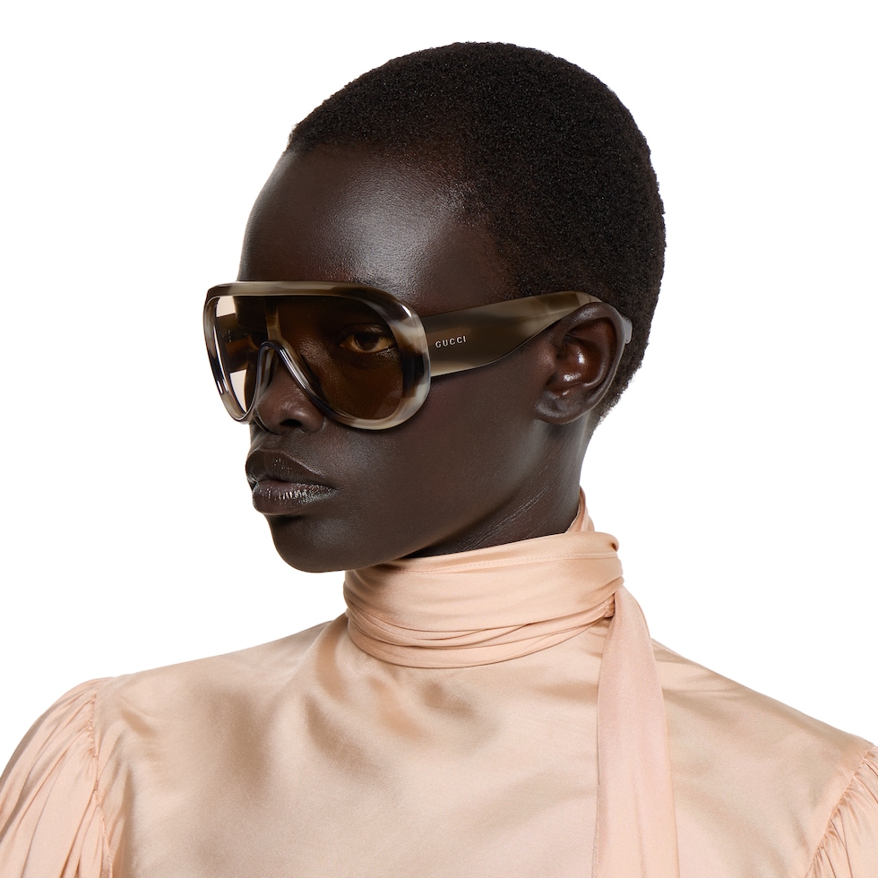 Rectangular frame sunglasses