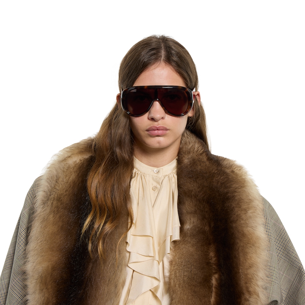 Rectangular frame sunglasses