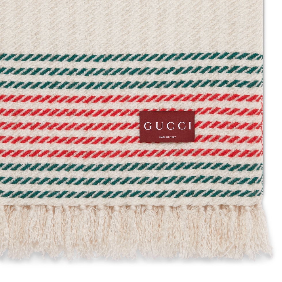 Cashmere jacquard blanket with Web 
