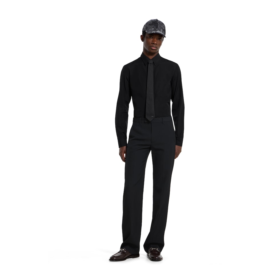 Chemise en popeline teinte en pièce 