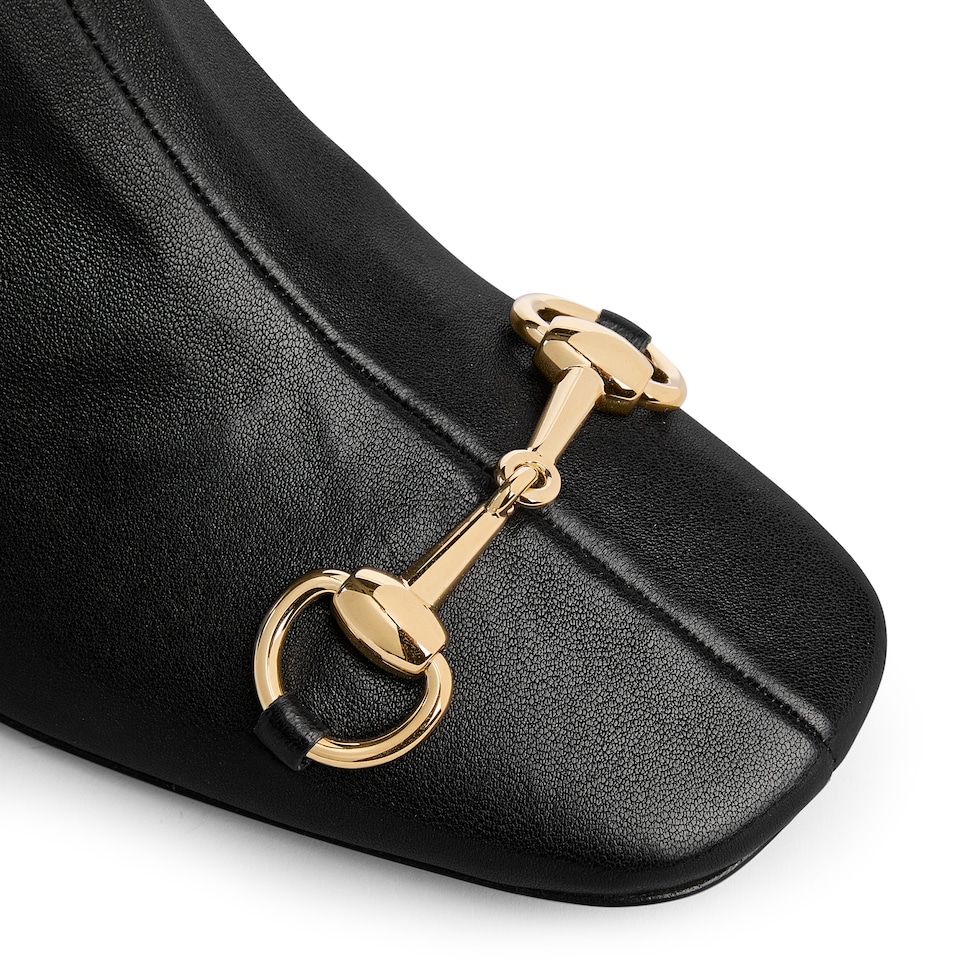 여성 시뇨라 부티