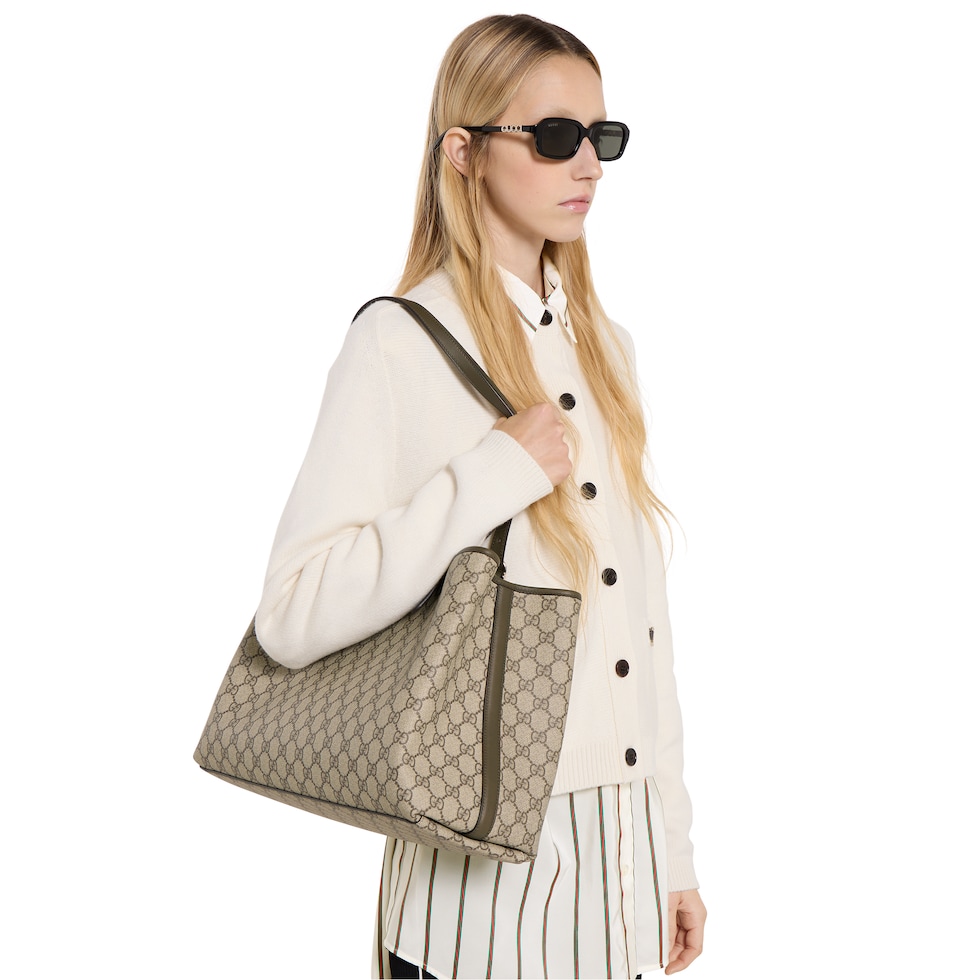 GG Emblem large tote bag