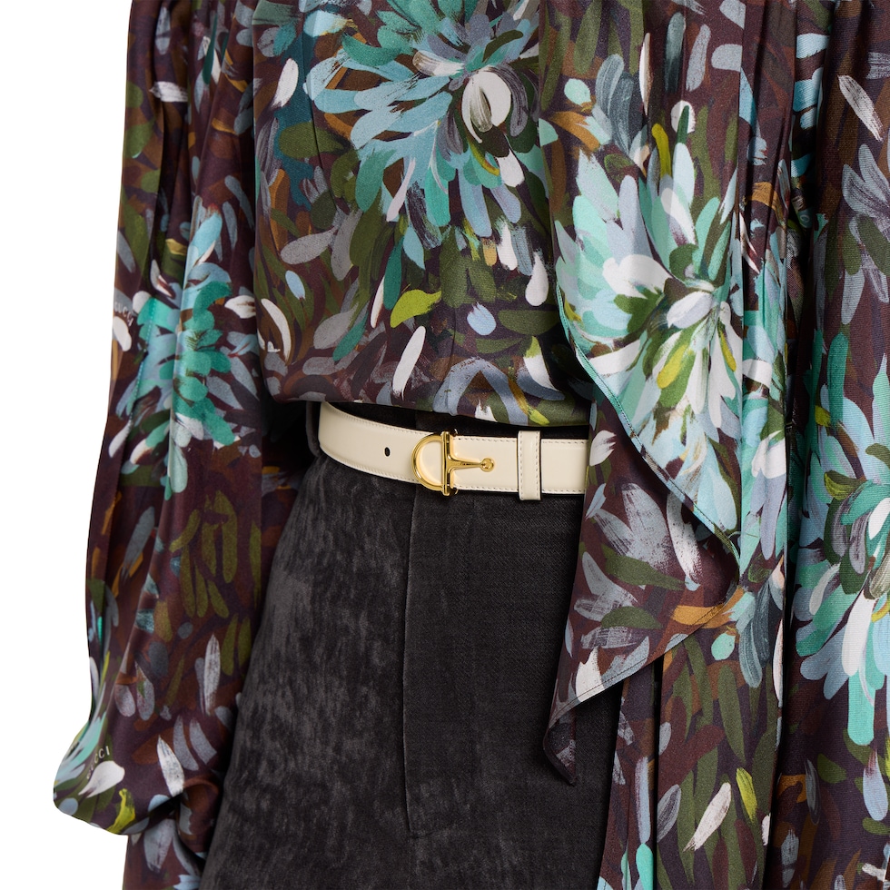 Thin belt with half-Horsebit buckle