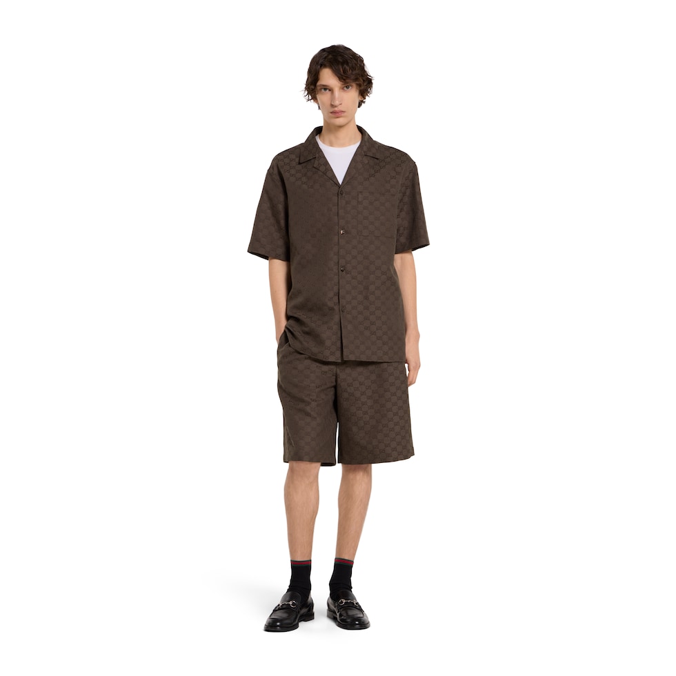 قميص بولينغ من مزيج الكتّان والكانفاس بنقش GG