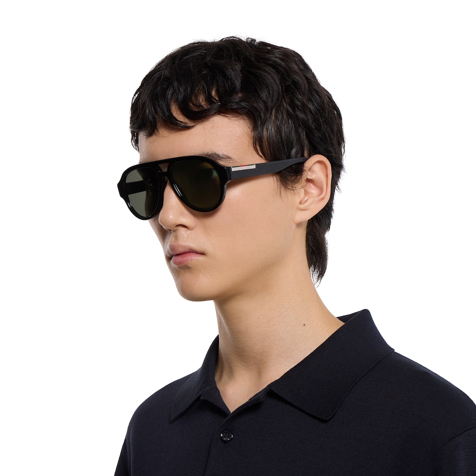 Pilot sunglasses