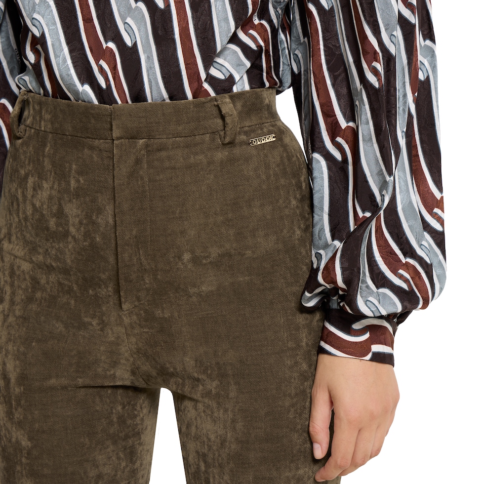 Stretch velvet leggings