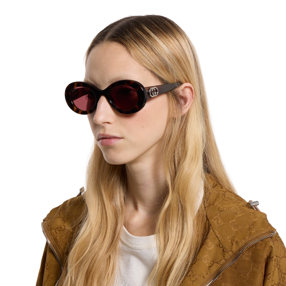 Oval frame sunglasses