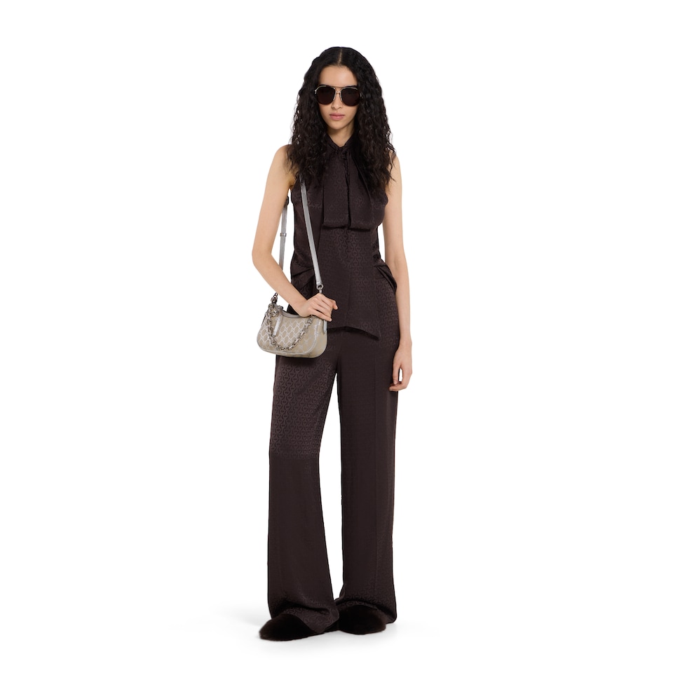 GG Emblem small shoulder bag