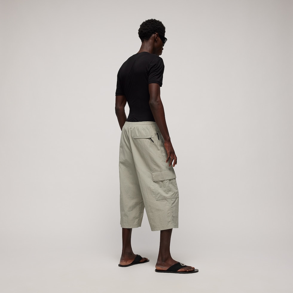 Nylon cargo pants with wrinkle effect