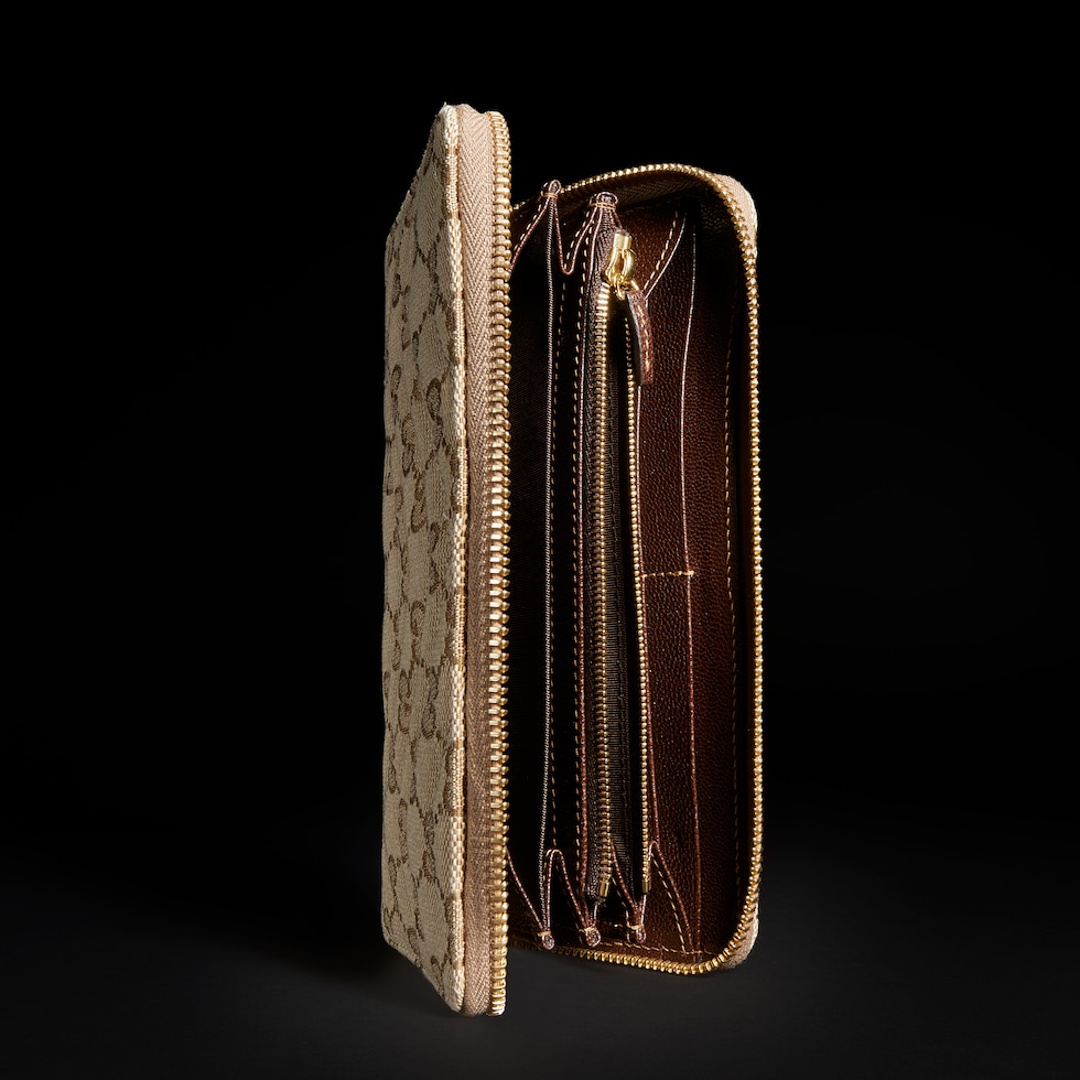 GG Marmont zip around wallet