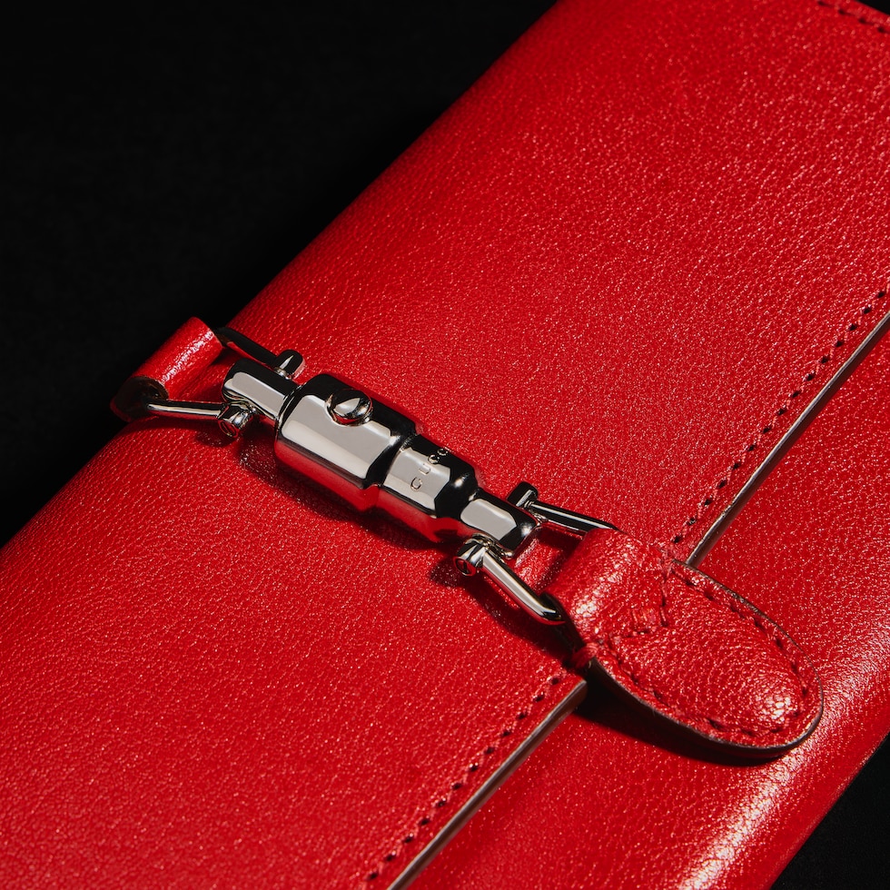 Gucci Jackie wallet on chain