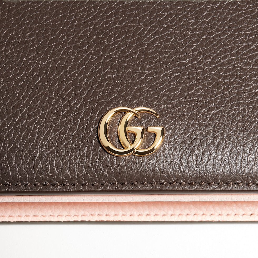 Bi-color GG Marmont wallet on chain