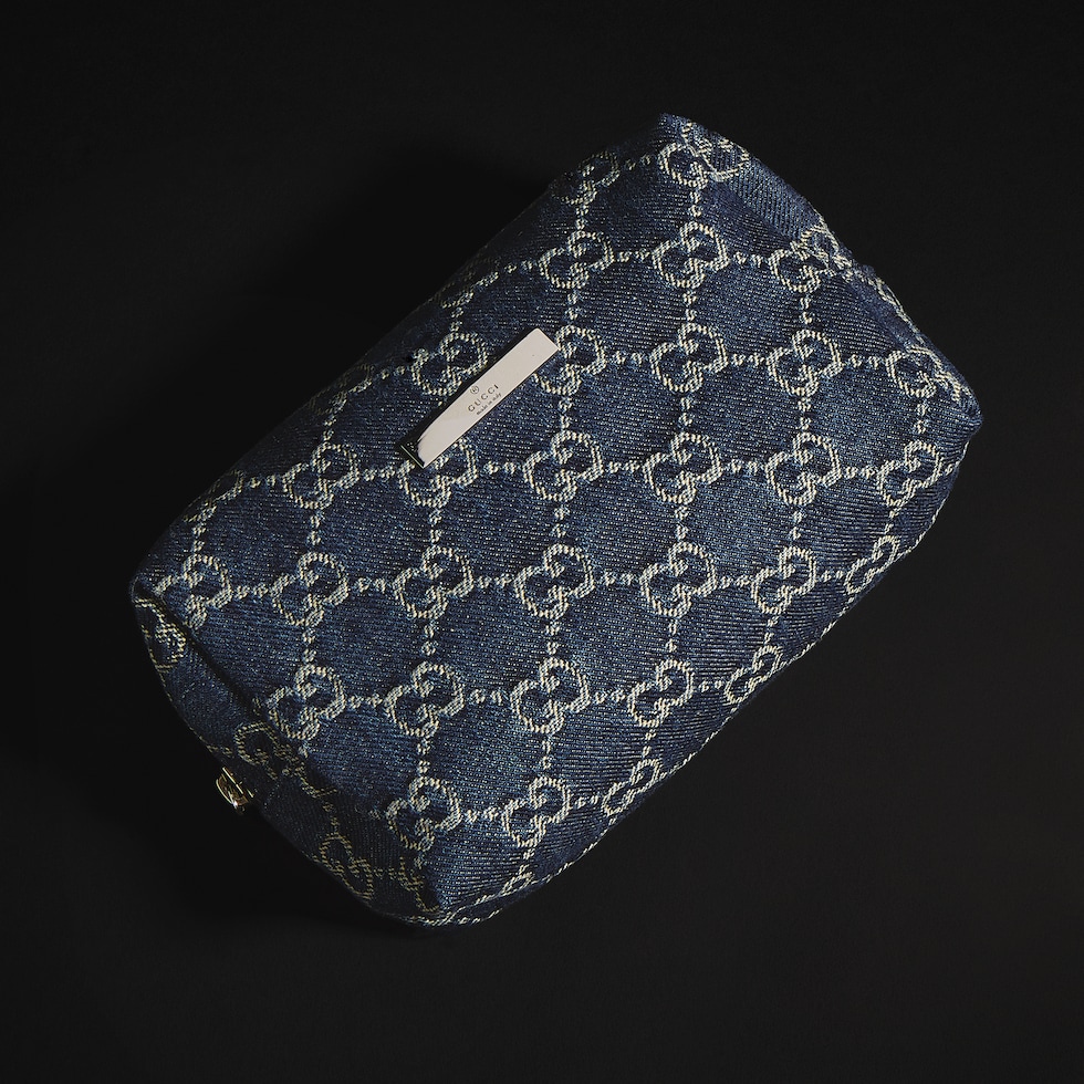 Medium cosmetic case with Gucci plaque