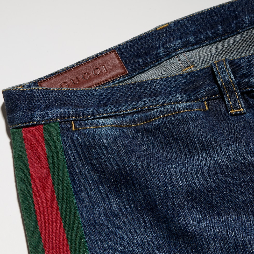 웹(Web) 디테일의 코튼 데님 팬츠