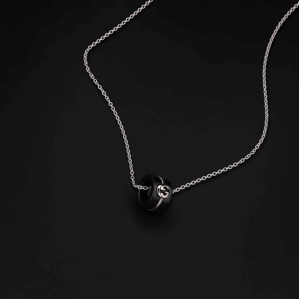 Collana con pendente Gucci Interlocking 18 carati