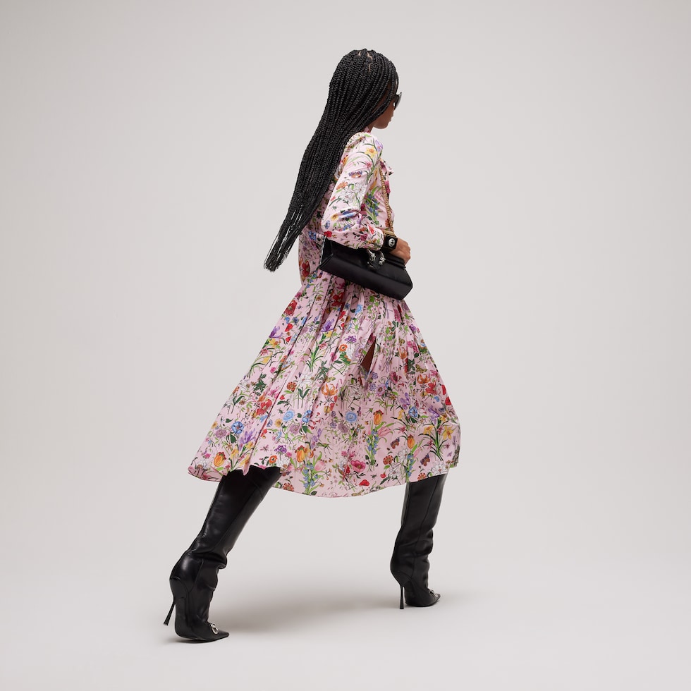 Kleid aus bedruckter Seide