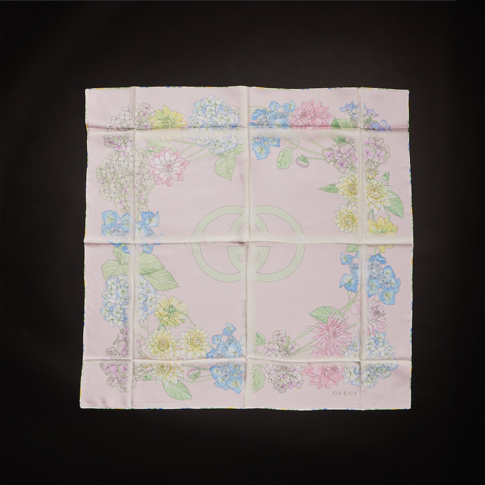 Printed silk twill carré