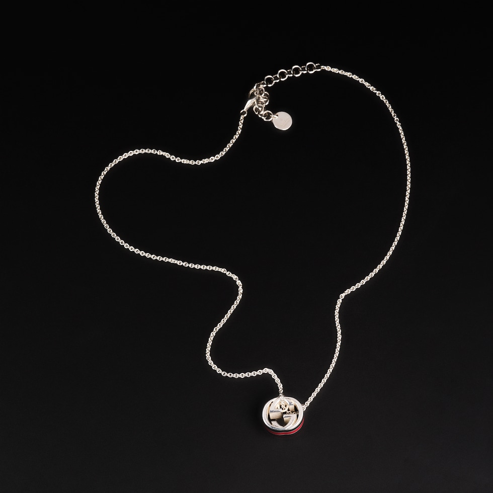 Collier à chaîne avec pendentif détail GG enlacés
