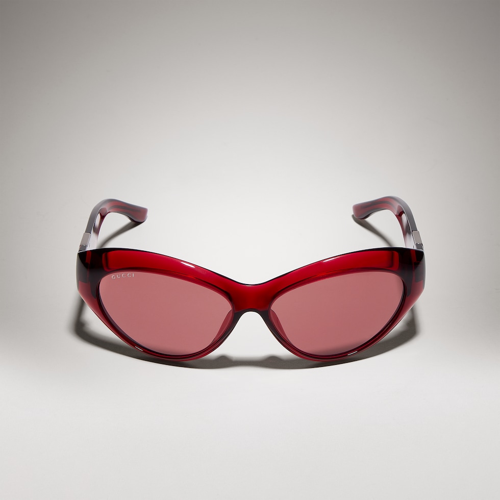 Cat eye frame sunglasses