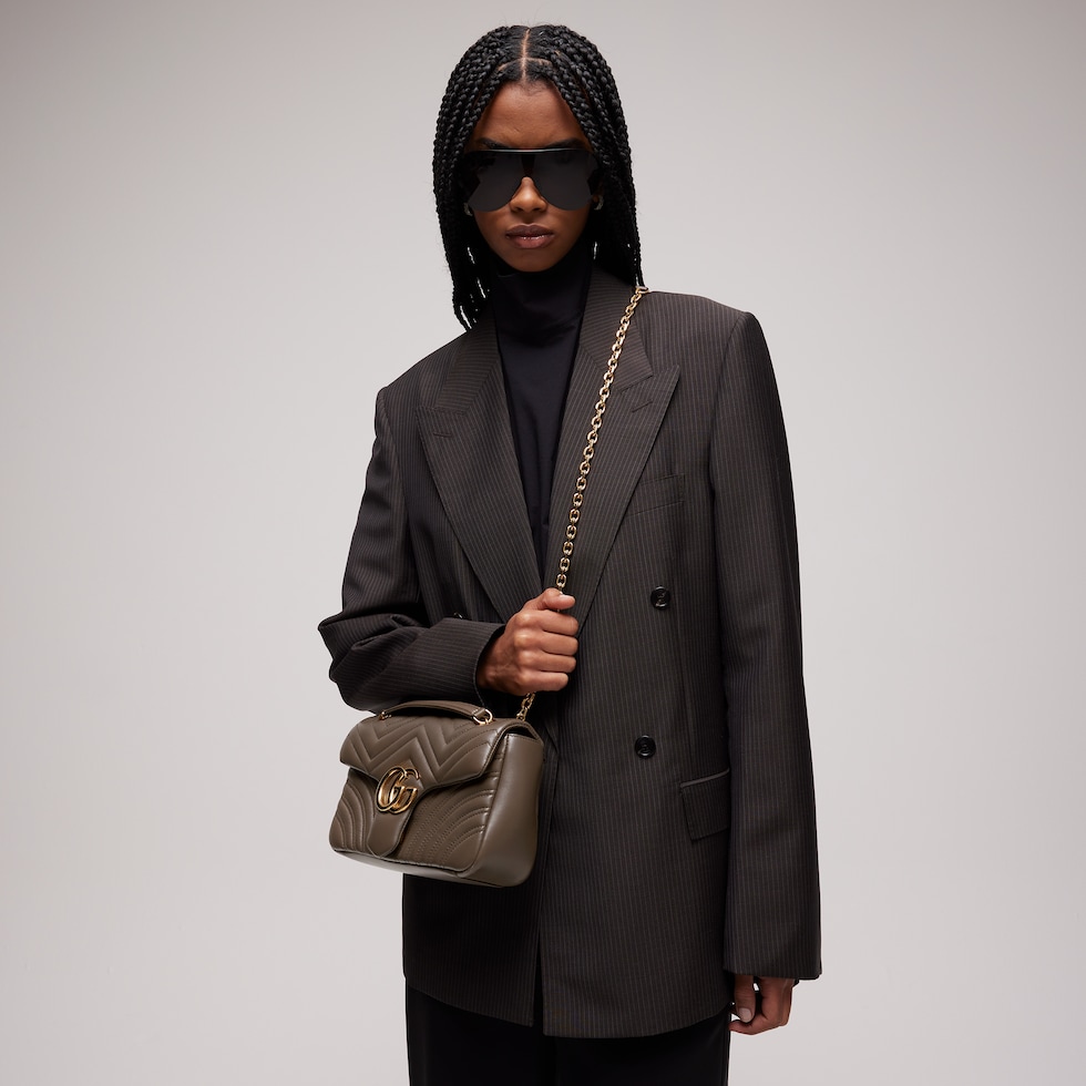 GG Marmont medium shoulder bag