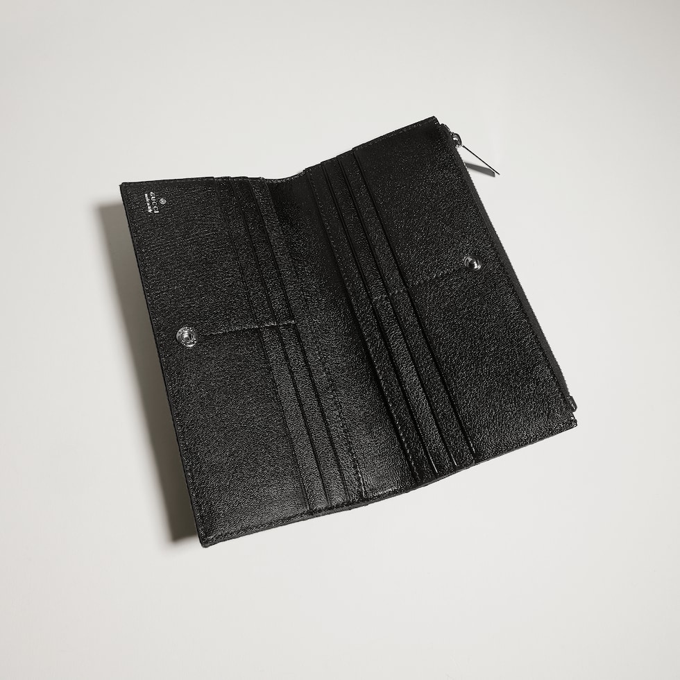 Long wallet with Gucci plaque