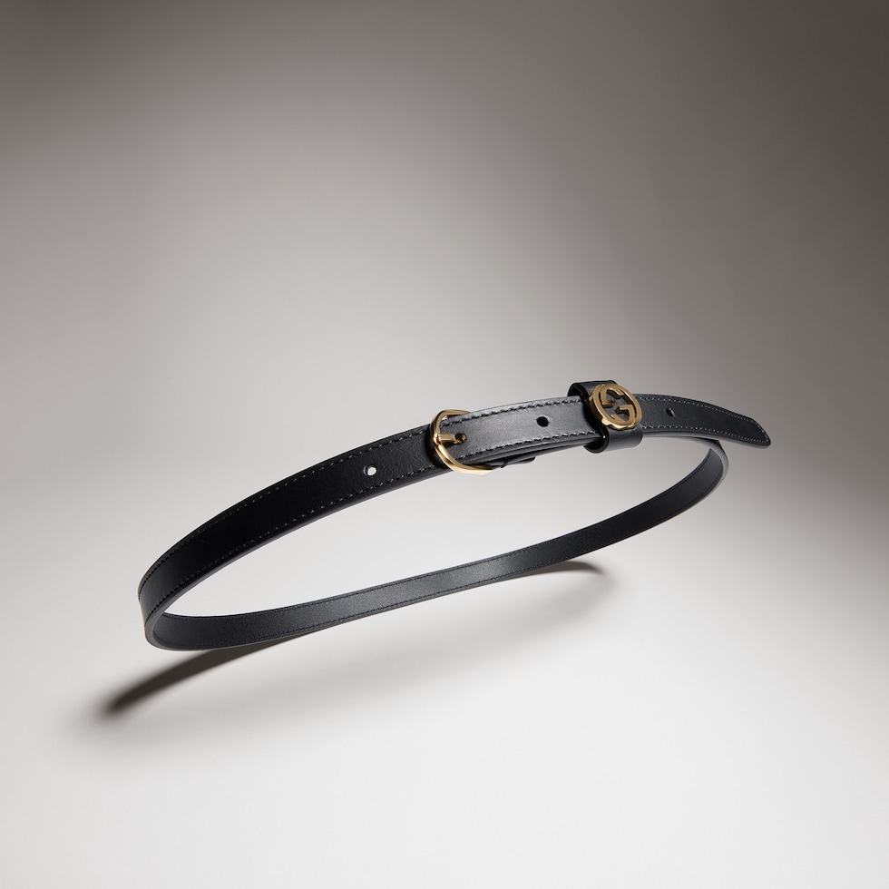 Thin belt with round buckle