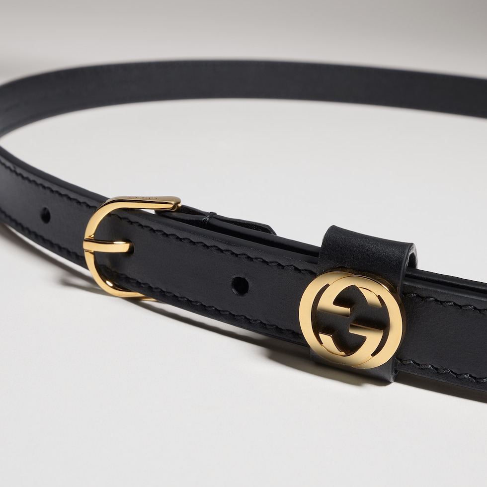 Thin belt with round buckle