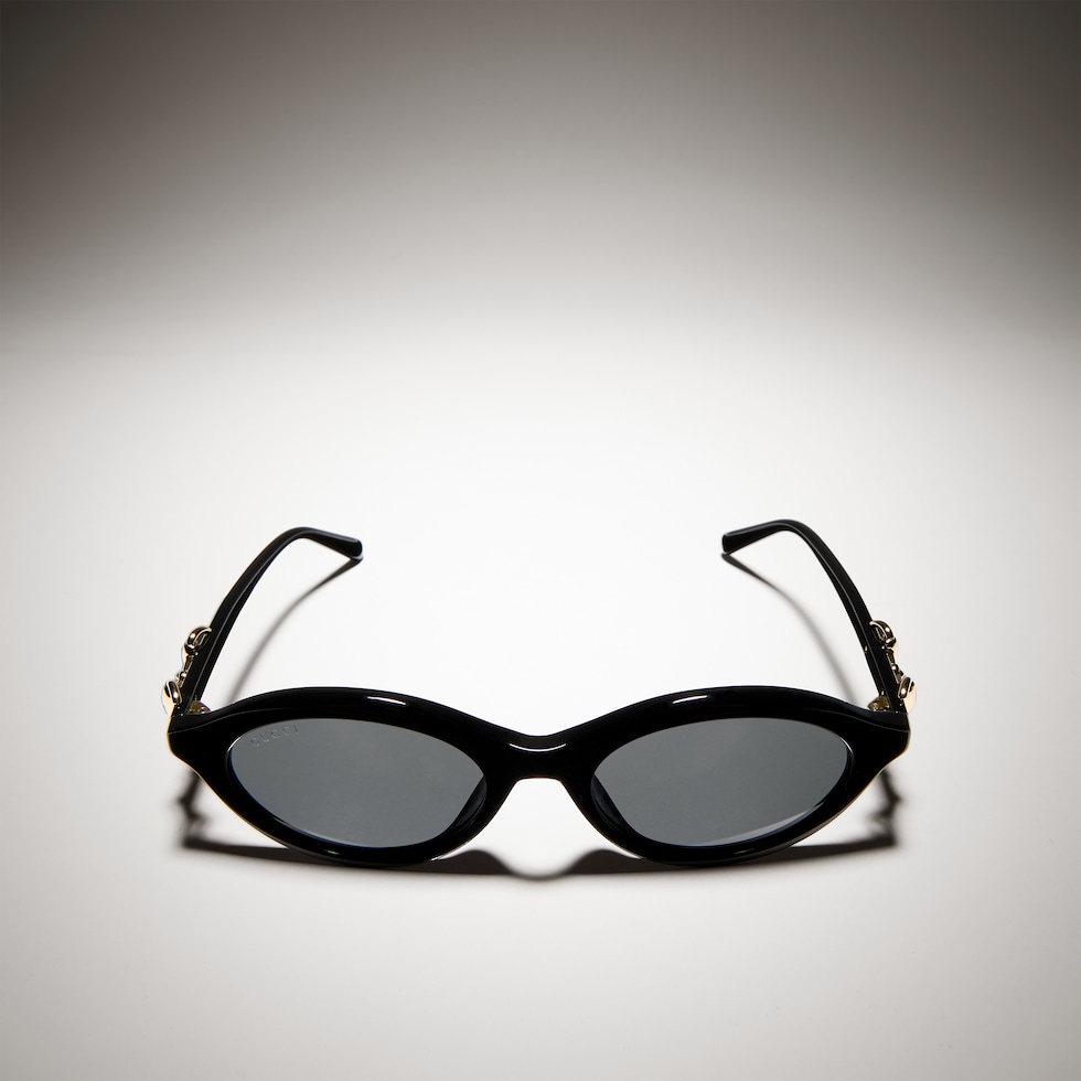 Oval-frame sunglasses
