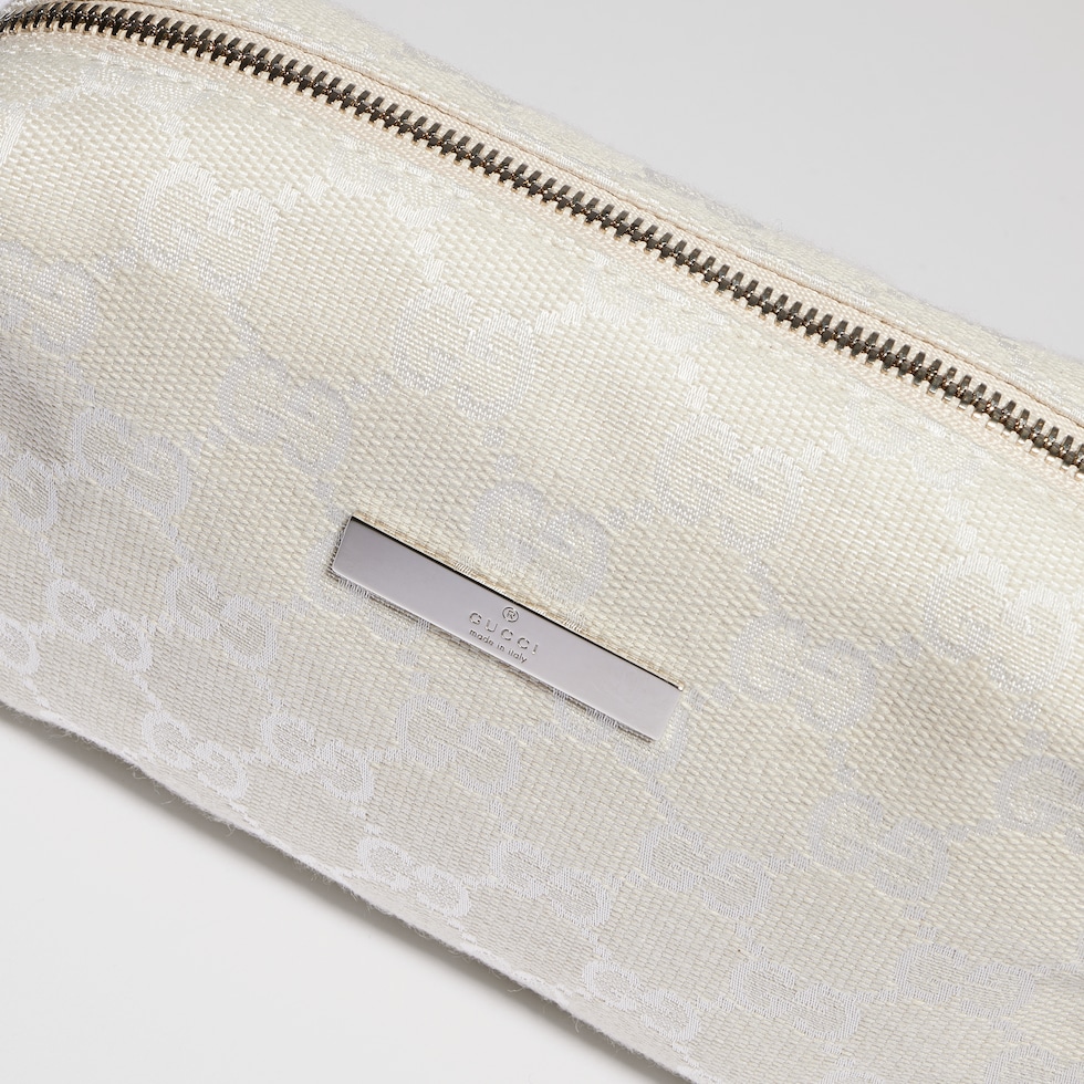 Medium cosmetic case with Gucci plaque