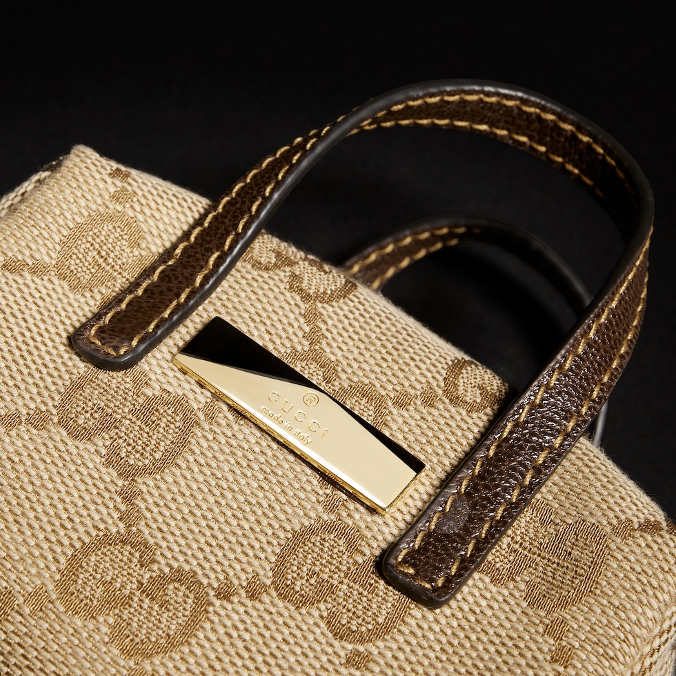Boston bag-shaped charm