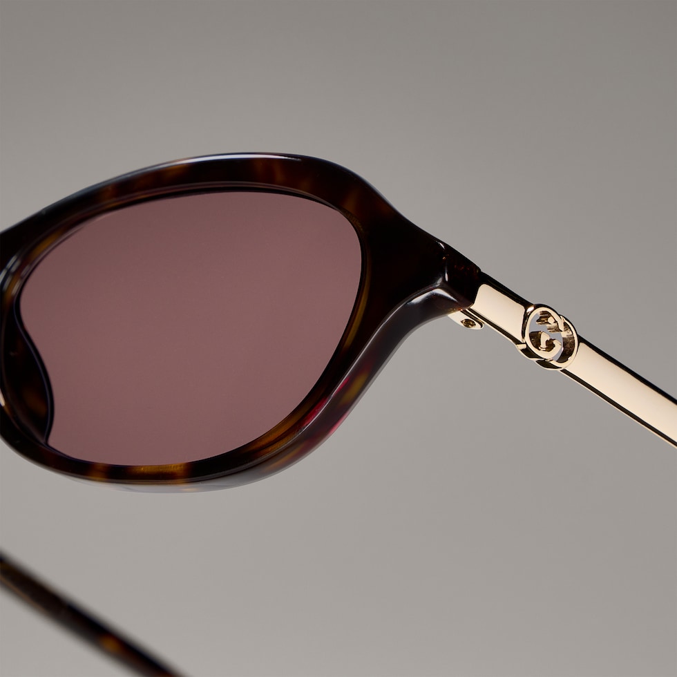 Oval-frame sunglasses