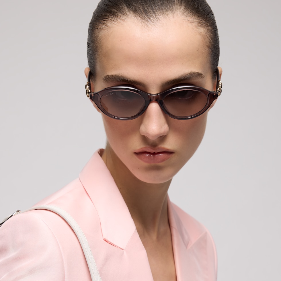 Oval-frame sunglasses