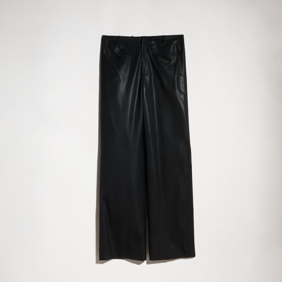 Light wool pants with chintzed finish